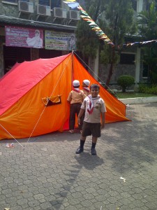 Depan Tenda